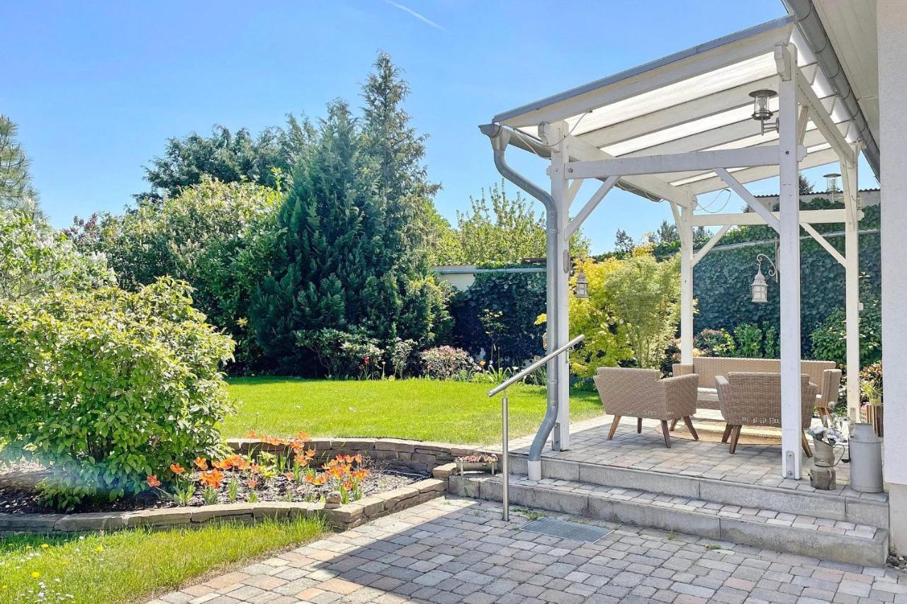Ferienwohnung Am Park Mit E-Autoladestation Luebbenau Exterior photo
